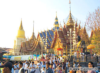 foto_tattoofestival03 Das alljährliche Tattoo-Festival im Wat Bang Phra.